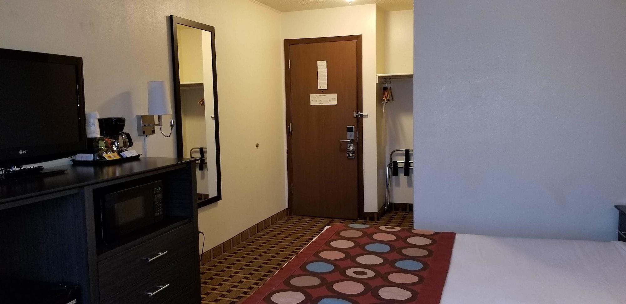 Super 8 By Wyndham Ashland Hotel Exterior photo